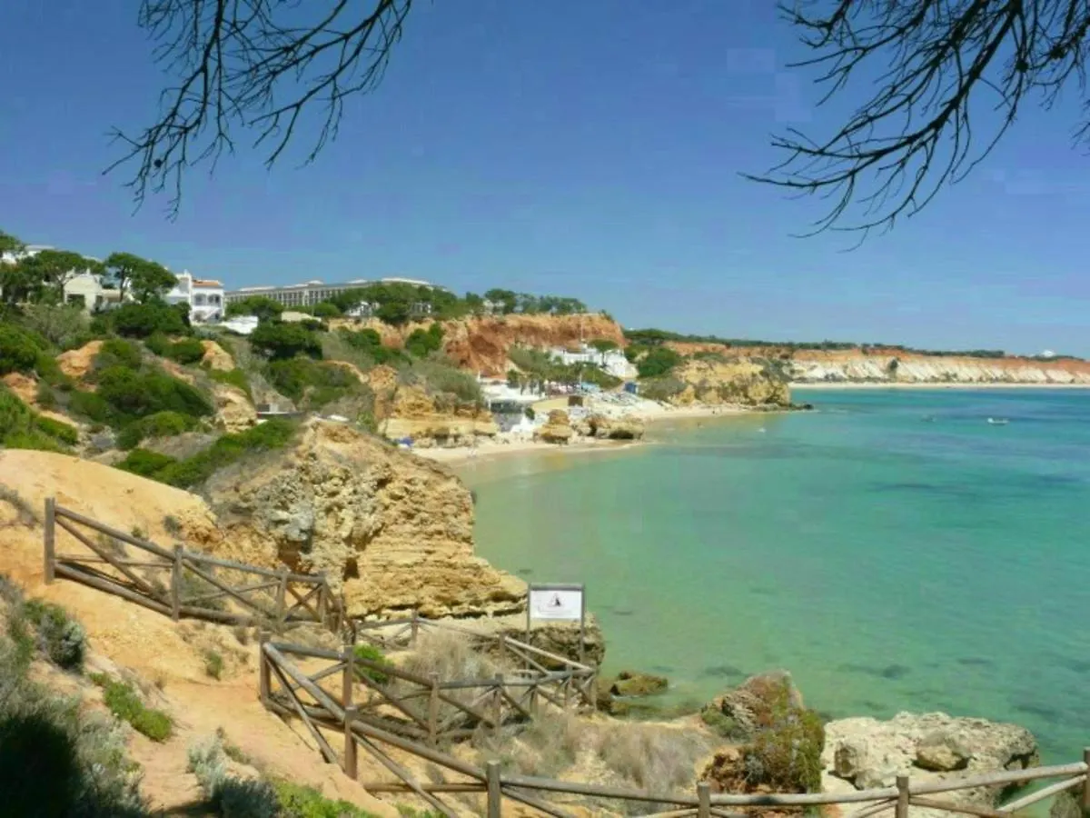 Charming 2-Bed Apartment In Olhos De Agua Albufeira Portugal