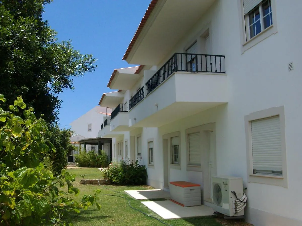 Charming 2-Bed Apartment In Olhos De Agua Albufeira 0*,