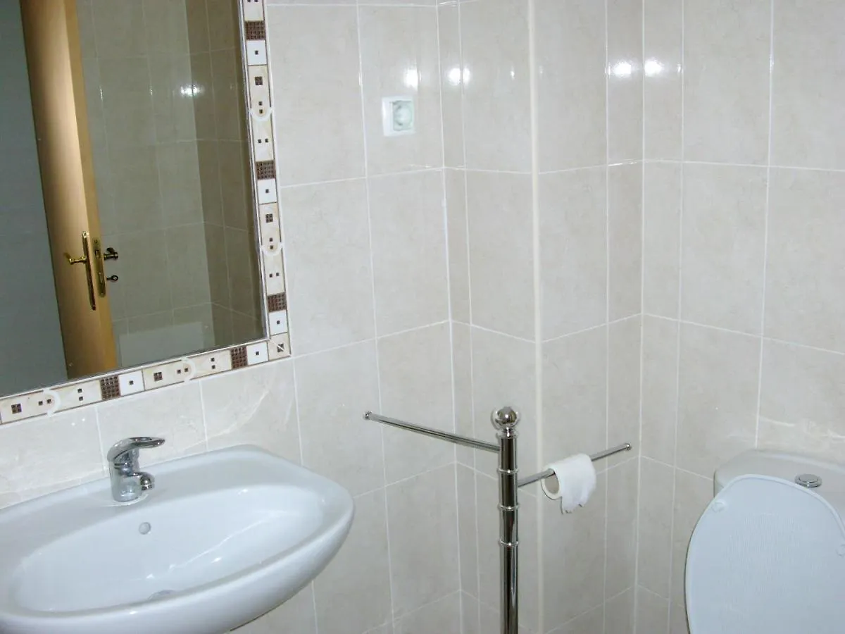 Charming 2-Bed Apartment In Olhos De Agua Albufeira Portugal
