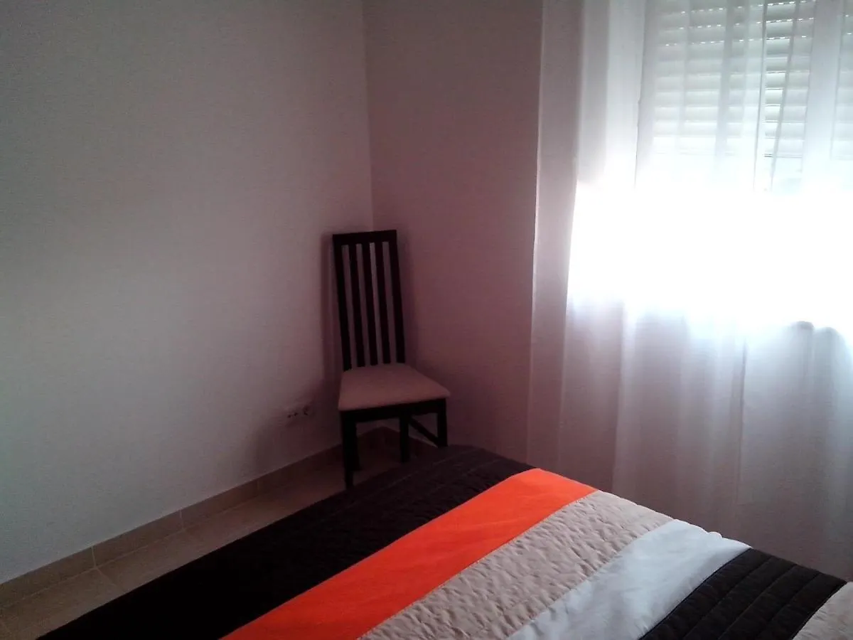 Charming 2-Bed Apartment In Olhos De Agua Albufeira